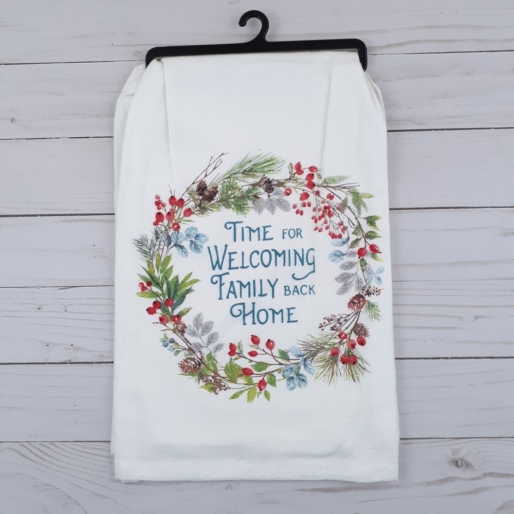 Kitchen Krinkle Flour Sack Towel Winter Wreath Time For Welcoming Family Home - Picture 1 of 2